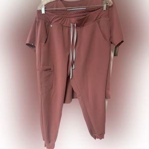 Figs brand Scrub Set. Size large in lovely Mauve color.